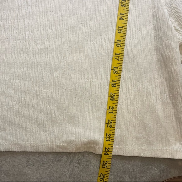 Banana Republic White V-Neck Blouse - Picture 7 of 9